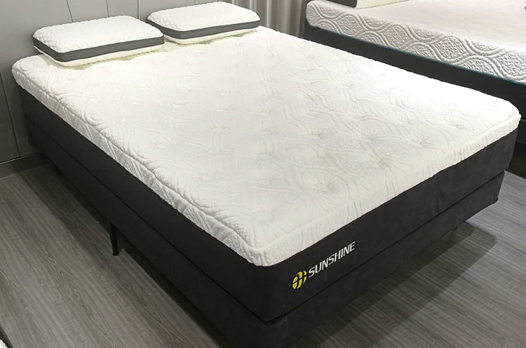 12" Gel Deluxe Mattress